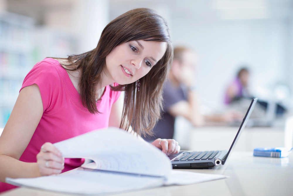 Domina la redacción académica: claves para escribir con precisión y estilo