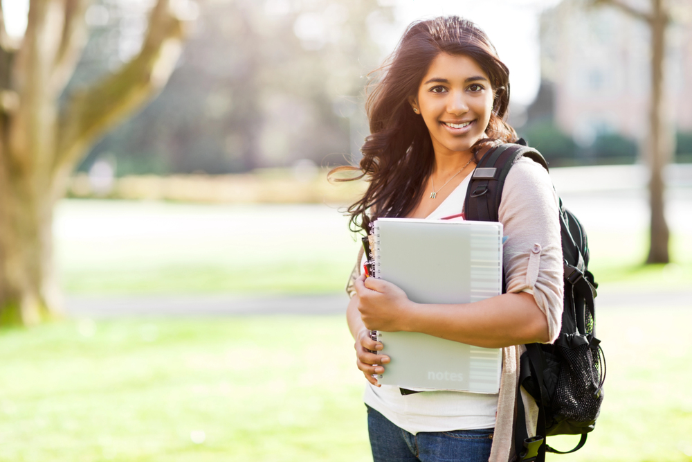 Tendencias en la escritura de tesis: Innovación y herramientas que transforman el proceso académico